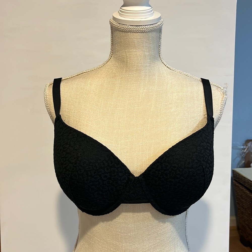 Auden Everyday Lightly Lined Black Lace T Shirt Bra